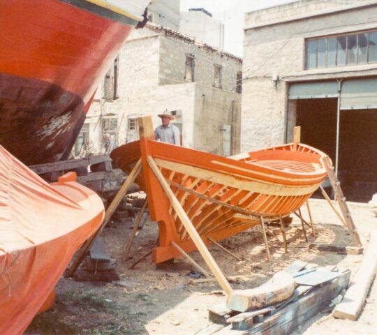 Στα ίχνη των παλιών σκαριών