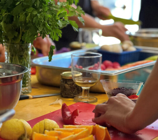 Μαγειρεύοντας με τα βότανα της Σύρου