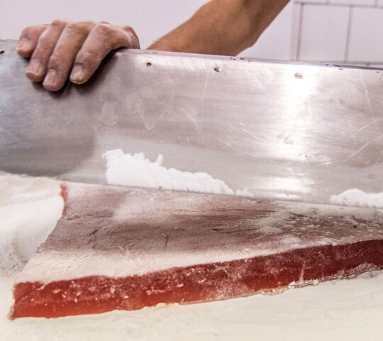 Η γλύκα της Σύρου σε μία μπουκιά